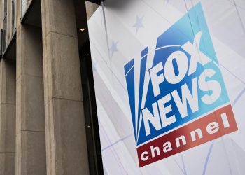 Fox, sancionada por ocultar pruebas en un caso por falsedades de fraude electoral