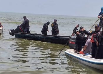 Lancha llegó con dos pescadores muertos a La Cañada tras ataque de «Piratas del Lago»