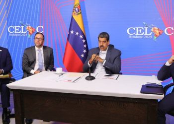 EN REUNIÓN CON LA CELAC: Presidente Nicolás Maduro ordena cerrar la embajada y el consulado de Venezuela en Ecuador